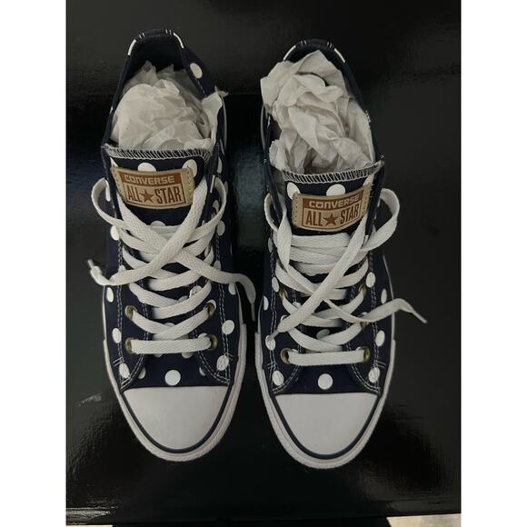 Converse Tops - Converse All Star Sneakers women 10/men 8 EXCELLENT preowned